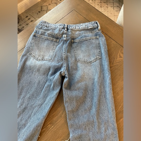 PacSun Eco Medium Blue Ripped Mom Jeans - Size 26 - Picture 5 of 7
